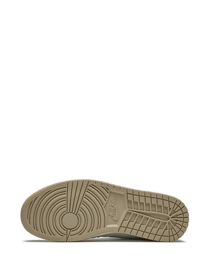 Nike Air Jordan 1 Mid "Milan"