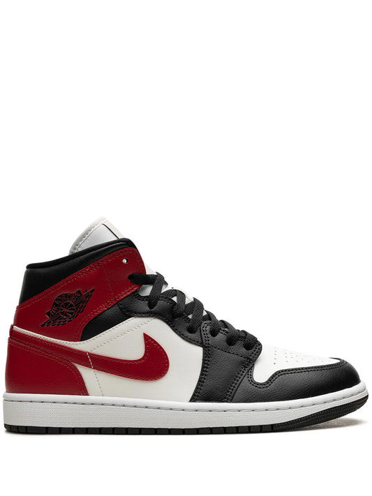 Nike Air Jordan 1 Mid "Black Toe"